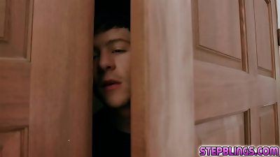 A boy succeeds in pleasuring his stepsister's moist vagina