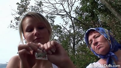 Older couple has sex with blonde Samantha Jolie